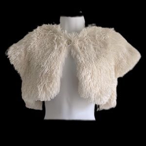 Beautiful Cream Fluffy Bolero Wrap Sz L